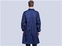 夏天到底是穿長款工作服呢，還是選擇短袖的呢